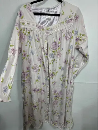 Earth Angels Vintage Satin Floral Snap Front Long Sleeve Night Gown Size XL
