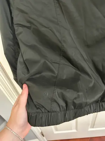 Lululemon Cropped Rain Jacket