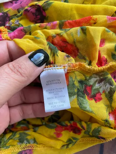 Heart and Hips Women Short sleeveless Ruched Drawstring Mesh Crop Top Size L