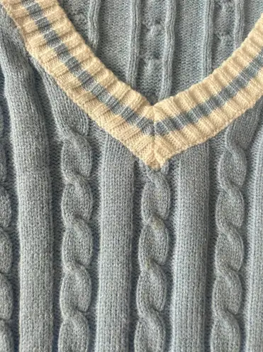 SheIn Preppy Y2K Style Light Blue White Cable Knit V Neck Crop Sweater One Size