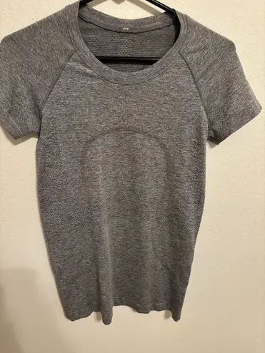 Lululemon Gray Swiftly Tech Short-sleeve Shirt 2.0  