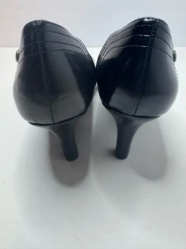 Life Stride Black Pumps Size 7.5M
