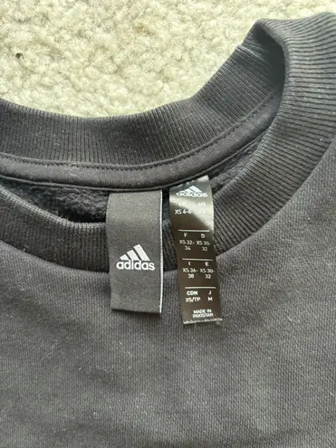 Adidas Sweatshirt