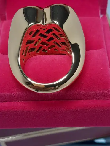 Kurt Geiger London Cocktail Heart Ring 8
