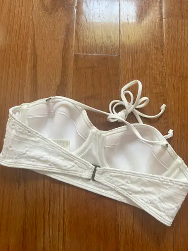 Abercrombie & Fitch Y2K  white embroidered cottage core balconette bikini top