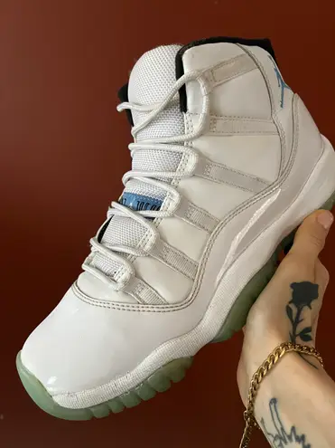 Air Jordan 11 BG ‘Legend Blue’ - Image 1