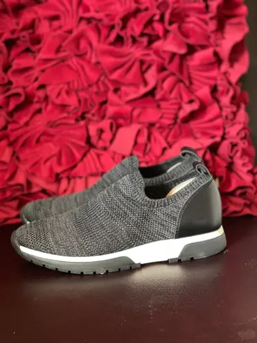 Life Stride women’s Hailey slip on sneaker size 6 brand new