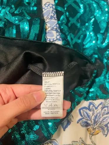 BANJUL Elegant Green Sequin Dress