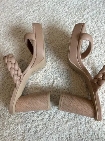 Nude Heels Tan Size 9 thumbnail 4