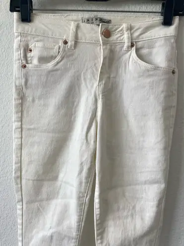 Denim & Co White Skinny Jeans Size 2