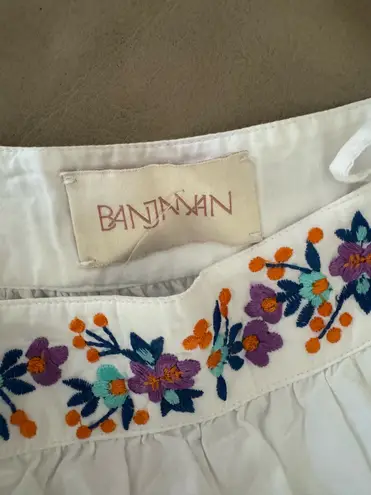NWOT Banjanan Antonia Skirt Srinagar Embroidered White. MSRP $345. Size L White Size L