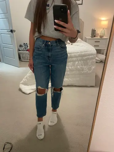 American Eagle Outfitters Moms Jeans