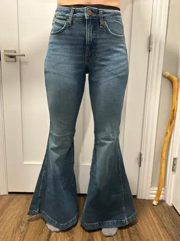 Wrangler High Rise Flare