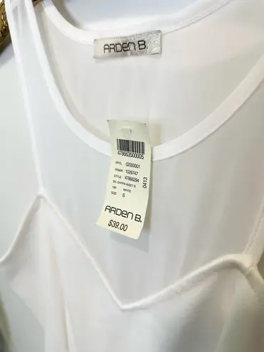 Arden B NWT White sleeveless pull-over mini dress.