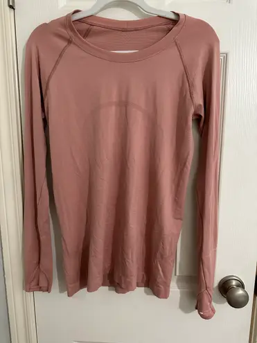 Lululemon Swiftly Tech Long Sleeve light pink