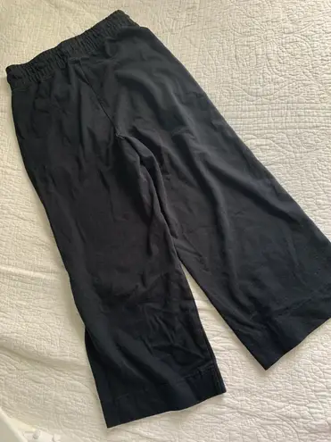 Nike Black  Jersey Capris