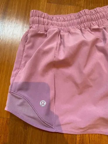 Lululemon Hotty Hot Shorts 4”