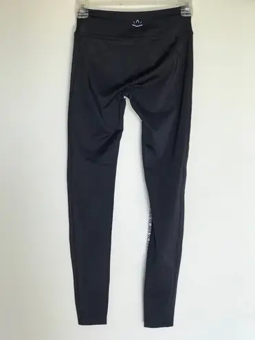 Beyond Yoga sliced fragment white black printed long legging size XS extra small