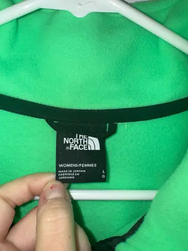 The North Face TKA Attitude 1/4 Zip Fleece - Chlorophyll Green - size L