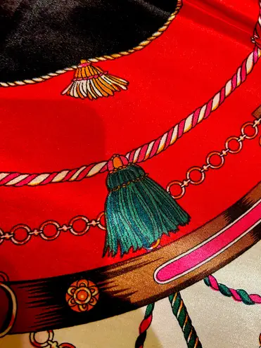 Vintage Royal EQUESTRIAN Horses and Carriages oversized square Silky Scarf 35/35 Multiple