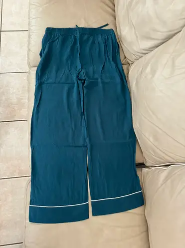 Soma WOVEN Long-Sleeve Notch Collar Top and Pants Set. MSRP $138