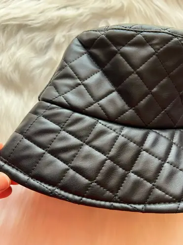 Quilted Bucket Hat Black