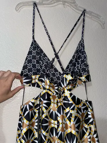 House of Harlow NWT CUT OUT DRESS, size SMALL