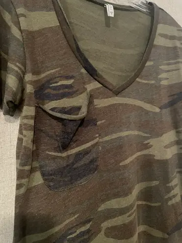 Z Supply Z-Supply | Camo V-Neck Tee | S