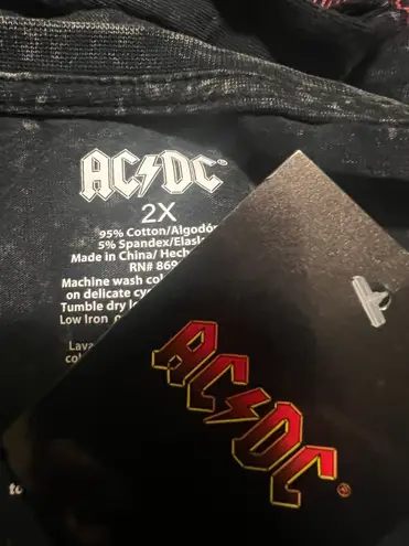 AC/DC ACDC High Voltage ACDC Washed Fitted T-Shirt