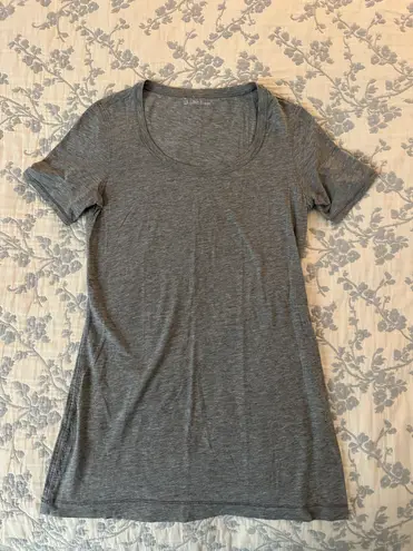 Lululemon Grey Active T Shirt Size 2