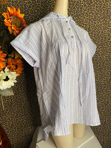 Doe & Rae ✅3/$30✅ NWT White/Blue Stripe Short Sleeved Cotton Hooded Top | SMALL |