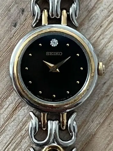 Seiko Rare Vintage Ladies Watch Diamond Dial Two-Tone Trident Link Bracelet