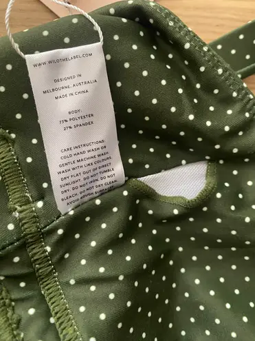 WILO 🆕 Contour Polka Dot Striped Padded Sports Bra/Top🆕