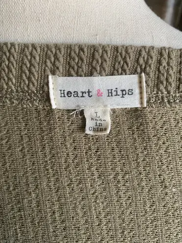 Heart & Hips TILLYS--GREEN RIBBED DRESS