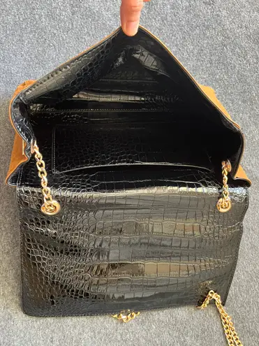 Convertible Crossbody Bag with Reversible Design