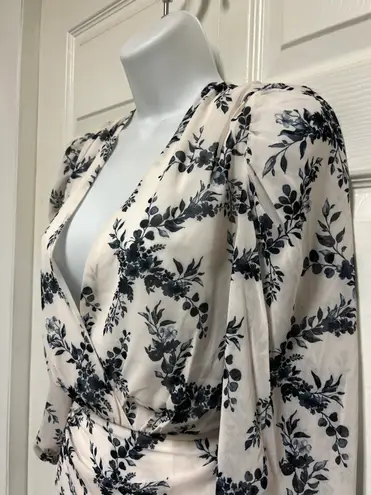 In The Style Lorna Luxe Mini Wrap Mono Floral Print Dress