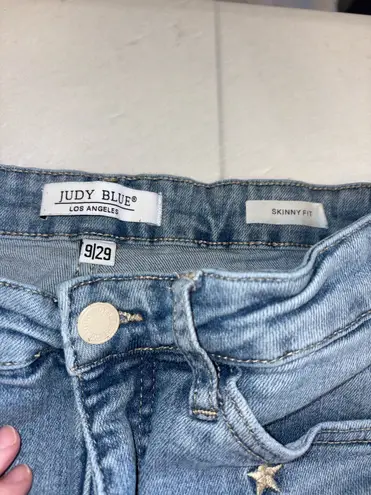 Judy Blue jeans skinny fit embroidered stars distressed hem @ankle Size 29