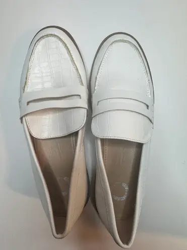 Journee Collection Kenly Penny Loafers Size 7.5