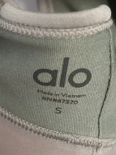 Alo Yoga Airlift Intrigue Bra Small Steel Grey Excellent Green