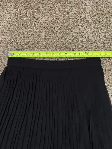 American Eagle Women‘s Size 4 Black Pleated High Low Style Whimsical Fairy Skirt