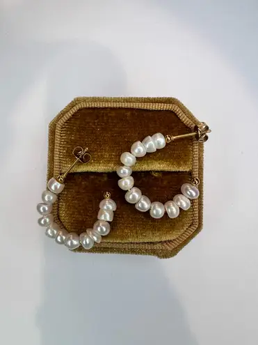 Natural freshwater pearl hoop earrings non tarnish Gold