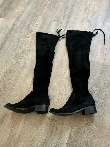 Charles David black velvet high knee Boots size 6.