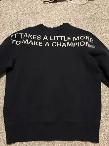 Champion  Crew Neck