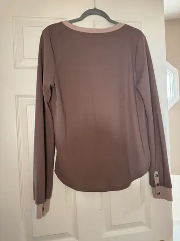 Boutique Brown Long Sleeve Size L