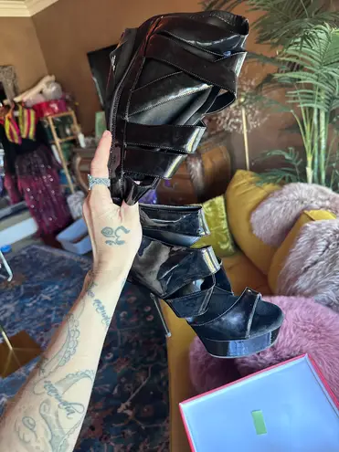 Pleaser Pumps Black Size 9