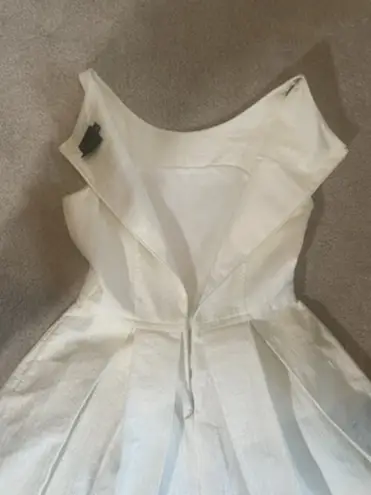 Just Taylor Size 8 Fit & Flare Dress White Boat Neck Sleeveless Classic