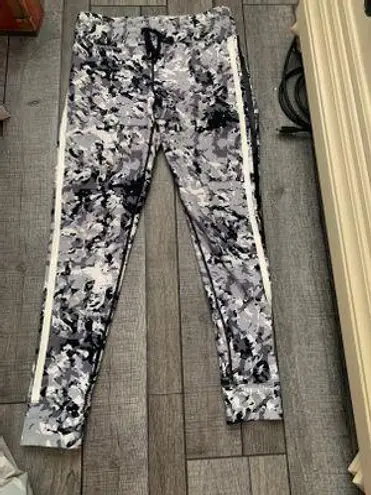 TJ Maxx Aveo Les Filles Leggings 