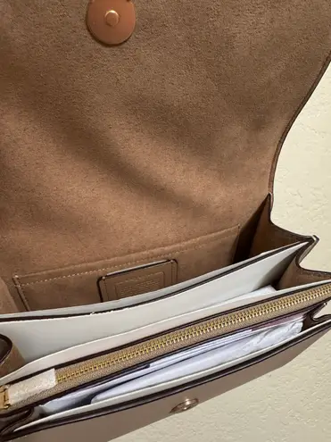 Coach Klare Crossbody Bag Signature Canvas & Leather With Lips Print CZ947