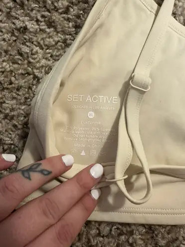 SET active Bra