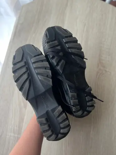 Bershka Y2K Platform Shoes Chunky Sneakers Black Goth Rock Vintage